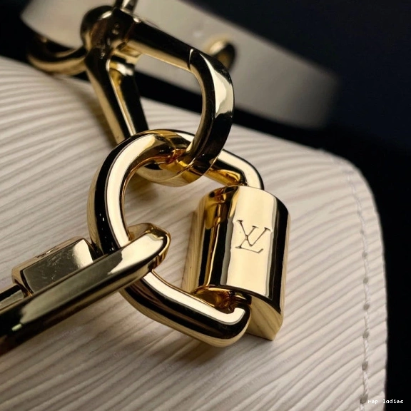Cheap LOUIS MM VUITTON TWIST 0817